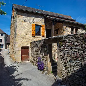 Maison En Pierres Au Coeur Du Village Médiéval De Сasa de vacaciones